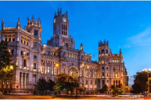 Madrid ve Prado'da Özel Bir Gece resmi