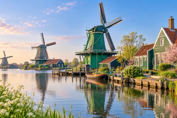 Lalelerin İzinde Hollanda resmi
