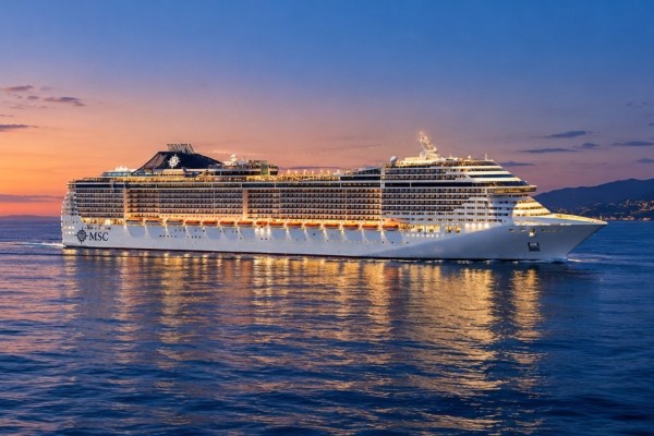 5 ★ MSC Divina ile Santorini’den Mikonos’a Ege & Akdeniz | Nisan 2027 resmi